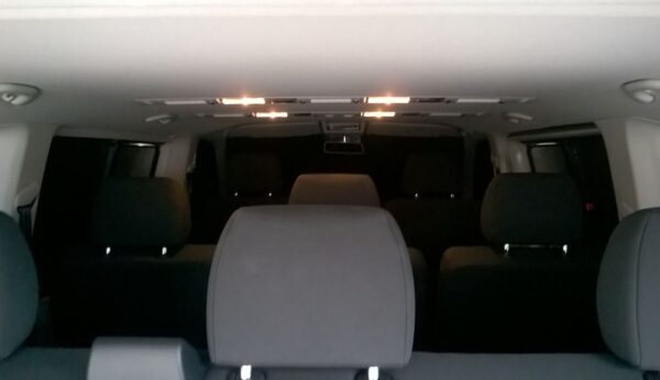 Volkswagen T6 Caravelle Batalla corta desde 2015 (Zona trasera con revestimiento excepto portón) - Imagen 11