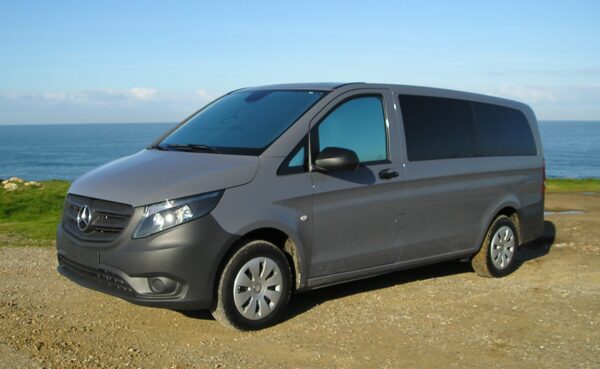 Mercedes Benz W447 Vito / Clase V Larga desde 2014 (Zona trasera con revestimiento)