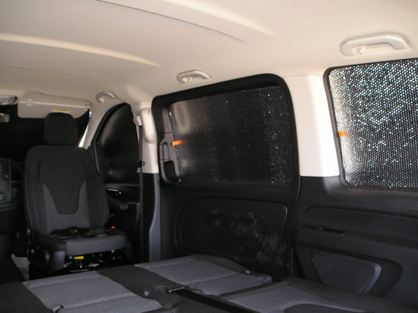 Mercedes Benz W447 Vito / Clase V Larga desde 2014 (Zona trasera con revestimiento) - Imagen 5