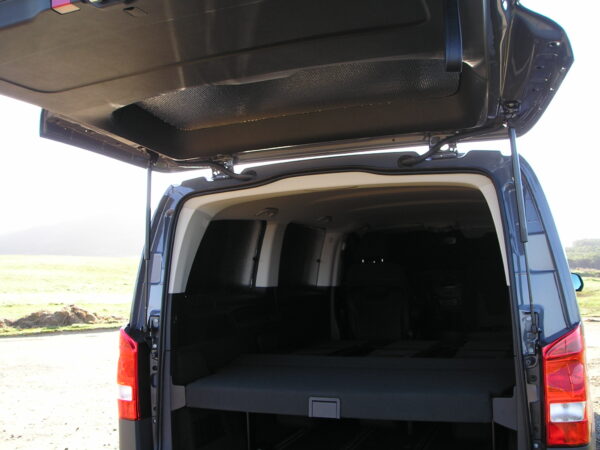 Mercedes Benz W447 Vito / Clase V Larga desde 2014 (Zona trasera con revestimiento) - Imagen 6