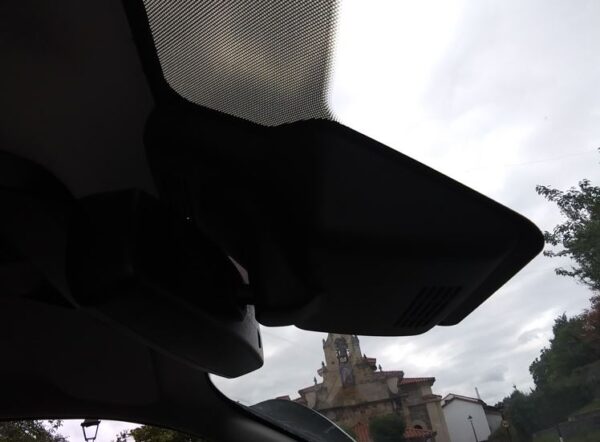 Renault Trafic L1H1 desde 2014 (Zona trasera sin revestimiento y doble puerta trasera) - Imagen 9
