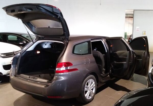 Peugeot 308 II SW desde 2014 a 2021 - Imagen 7